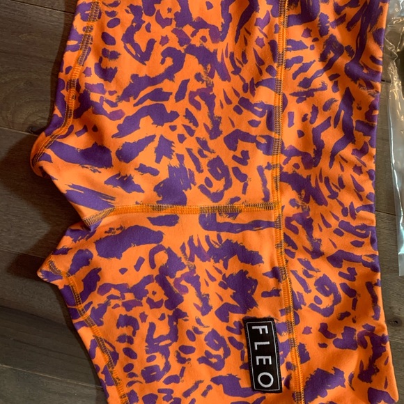 Fleo turmeric leopard shorts - S - Picture 2 of 3